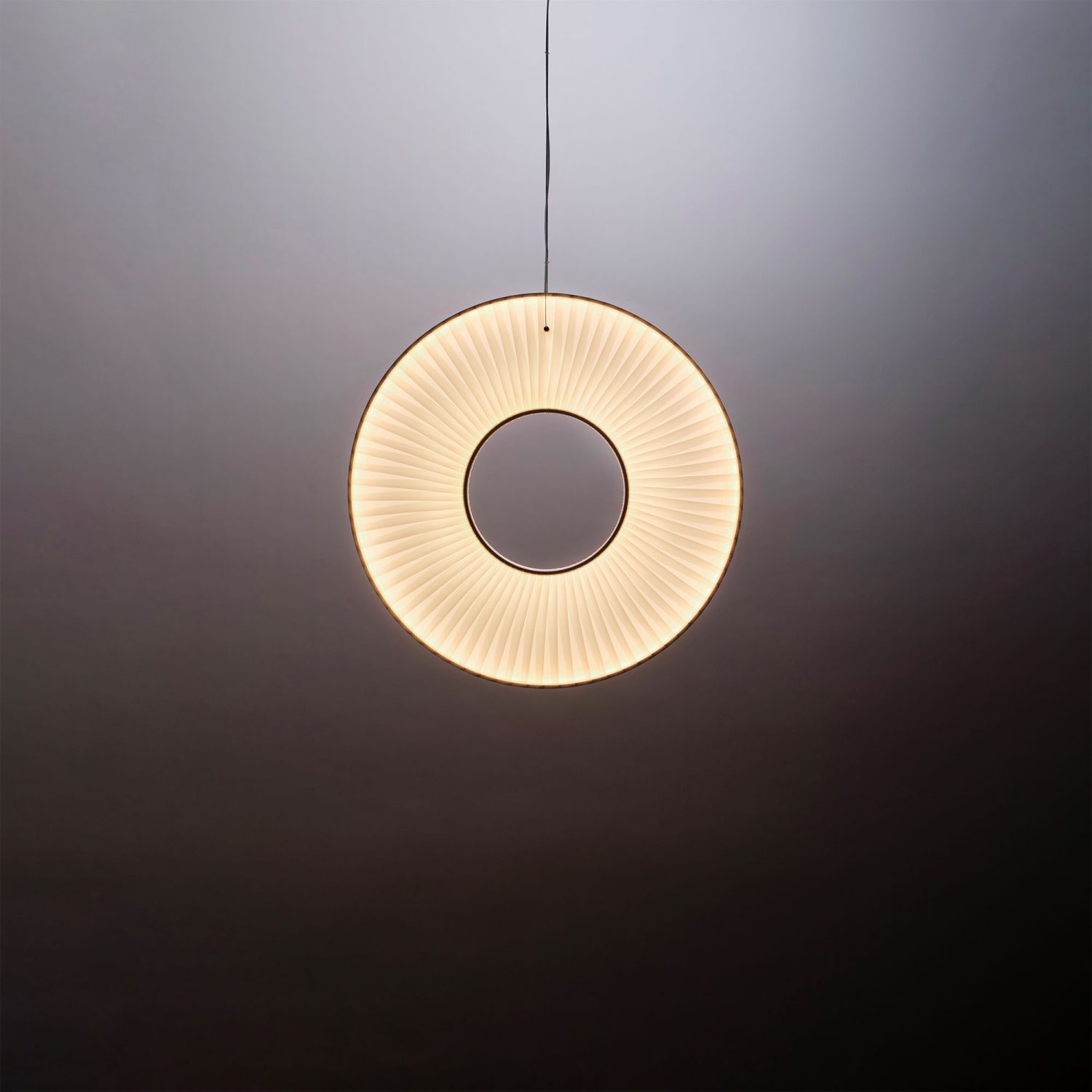 Pendant lamp Iris Pendant Vertical 60