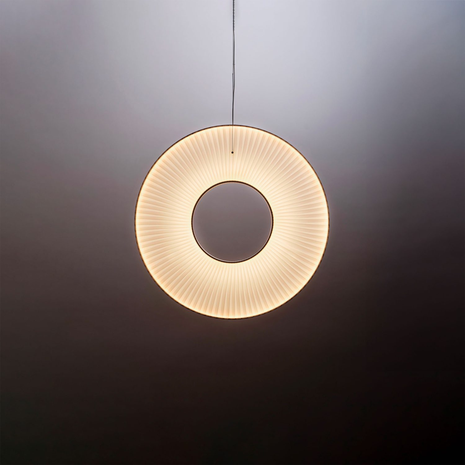 Pendant lamp Iris Pendant Vertical 80