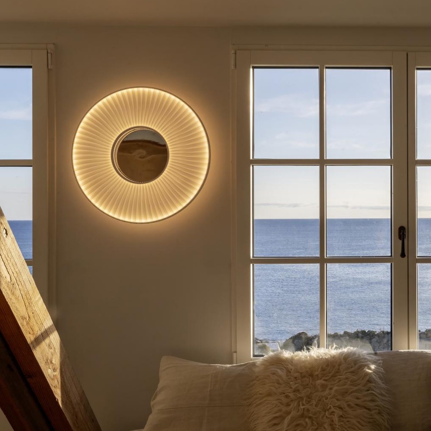 Iris Ceiling & Wall Mirror 60